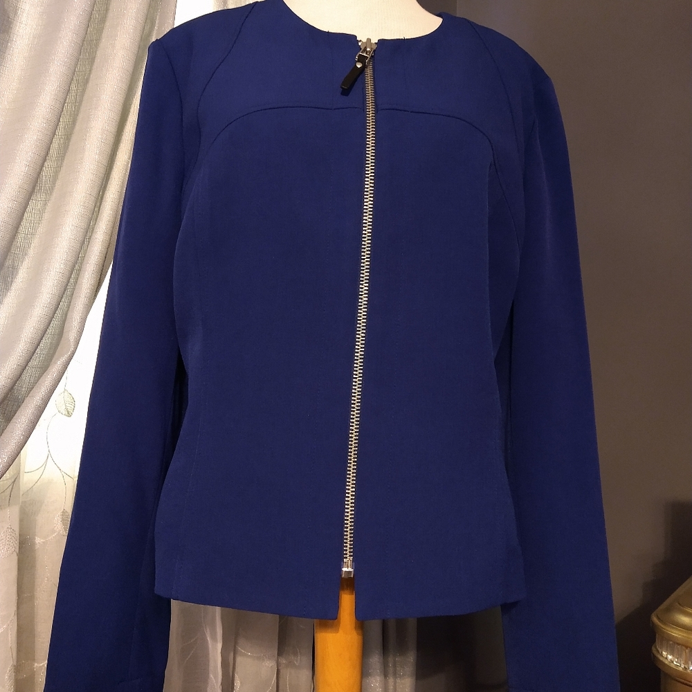 Jacket.. zip front